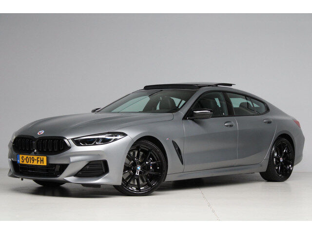BMW 8 Serie Gran Coupé 840i M-sport | Facelift | frozen grey | panoramadak | head-up | 360 camera |