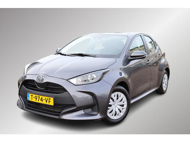 Toyota Yaris 1.5 VVT-i Active, Parkeercamera, Cruise Control