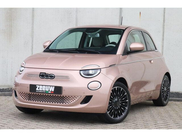 Fiat 500e 3+1 La Prima 42 kWh | Pack Winter | Navi | 17"