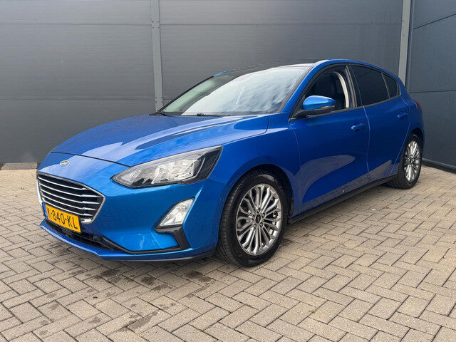 Ford Focus 1.0 EcoBoost Titanium X / Carplay / Pano