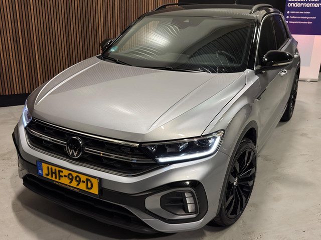 Volkswagen T-Roc 1.5 TSI Automaat 3 x R-Line CAMERA IQ LIGHT TREKHAAK BTW GARANTIE