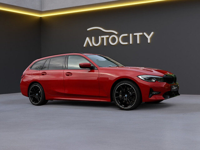 BMW 3 Serie touring 330 e Sport Line Invidual | Laser | Pano | 360 | Harman Kardon