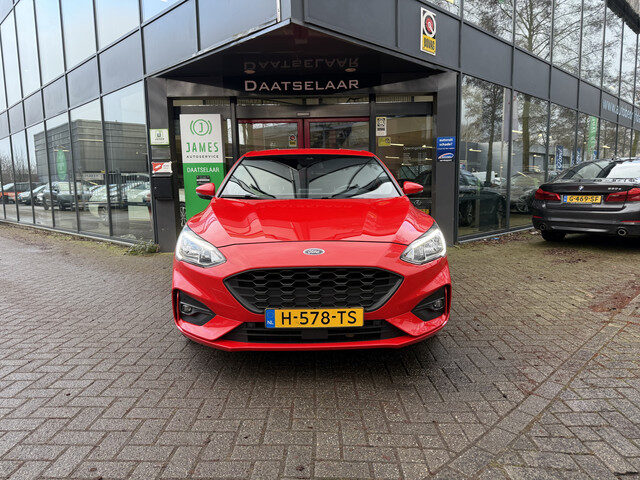 Ford Focus 1.0 EcoBoost ST Line Business