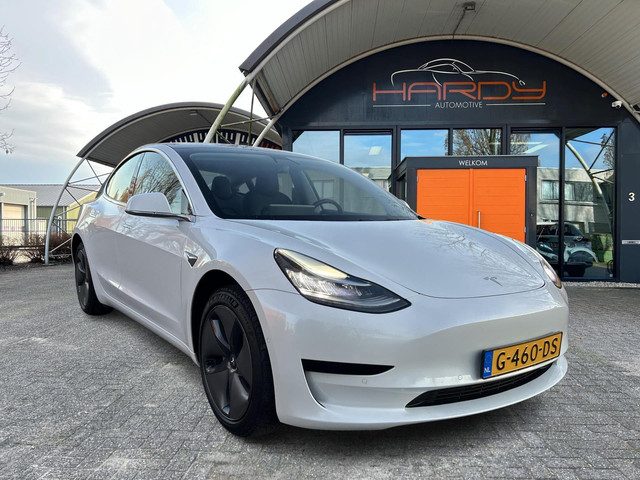 Tesla Model 3 Standard RWD Plus 60 kWh Trekhaak (1.000kg) Rijklaarprijs!