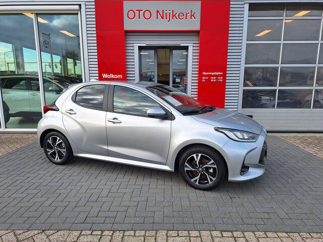 Toyota Yaris 1.5 Hybrid 115 Dynamic met Comfort Pack