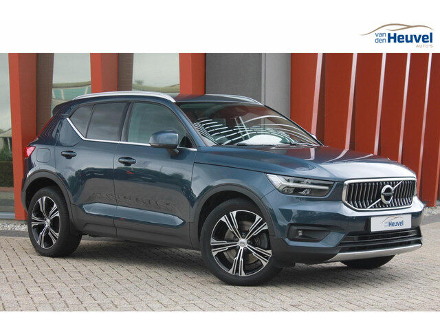 Volvo XC40 T4 Recharge Inscription | Stoelverwarming | Trekhaak | Leder | Parkeercamera | Keyless