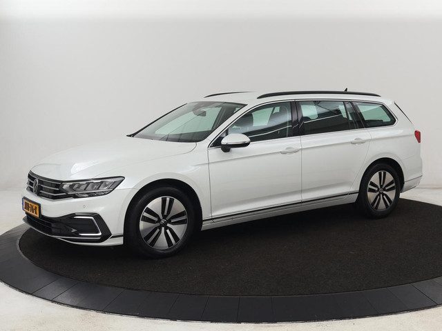 Volkswagen Passat 1.4 TSI PHEV GTE | Stoelverwarming |