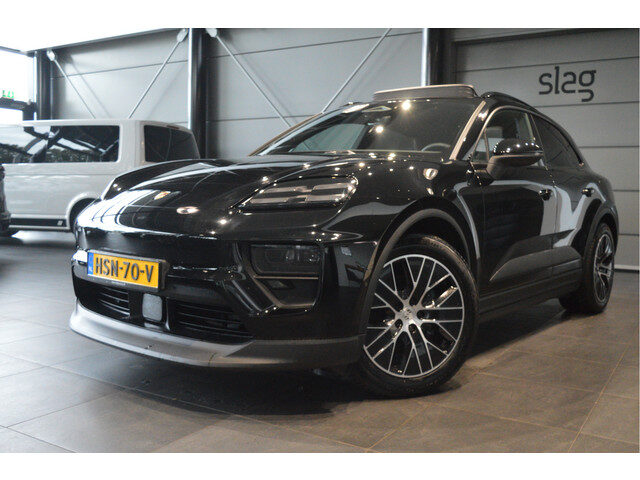Porsche Macan 4 100 kWh navi pano cruise camera sport chrono 20 inch !!