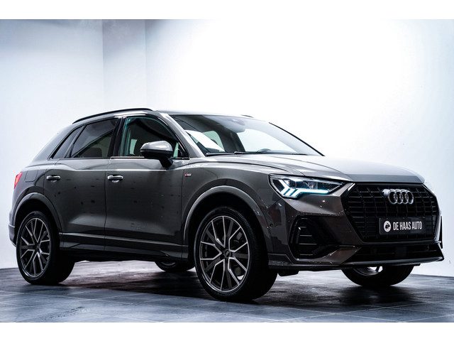 Audi Q3 45 TFSI e S-Line|Chronos grey|20 inch|Leder|Camera|Trekhaak