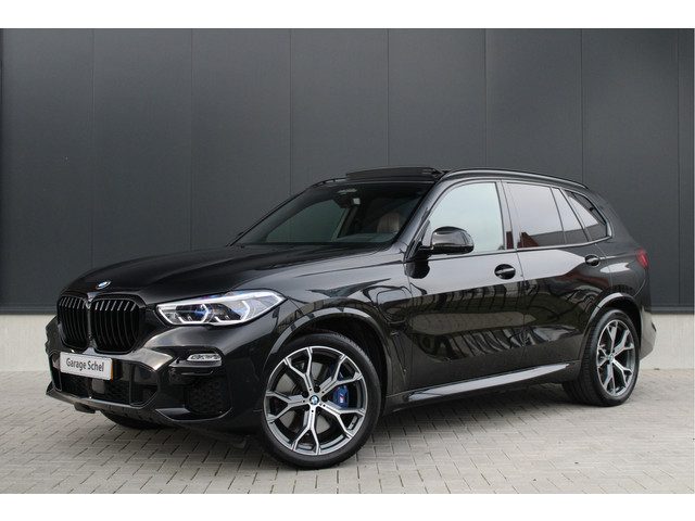 BMW X5 xDrive45e High Executive - Pano - Laser - Luchtvering - Trekhaak - Stoelverwarming/koeling -