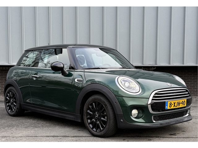 MINI Cooper Mini 1.5 | NL Auto | Head Up | Keyless | Navi Prof | Xenon/LED