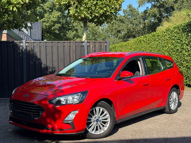 Ford Focus Wagon 1.0 EcoBoost Titanium Business