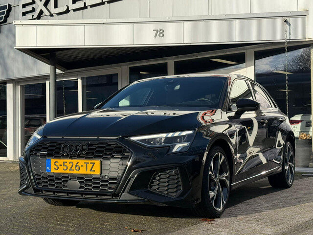 Audi A3 SPORTBACK 35 TFSI Edition | Navigatie | Leder