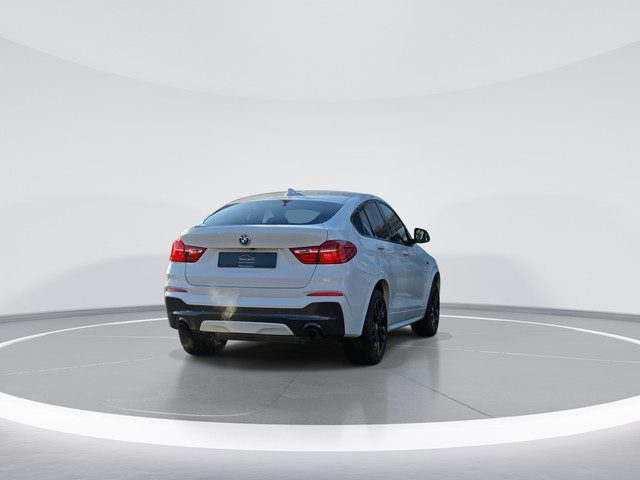 BMW X4 M40i