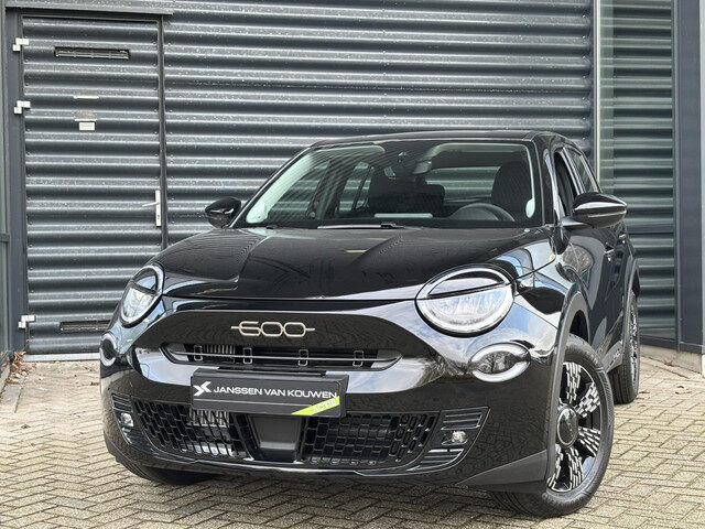 Fiat 600 1.2 Hybrid Urban