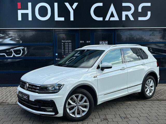 Volkswagen Tiguan 2.0 TSI 4Motion R-LINE | Virtual | ACC | Camera | CARPLAY |