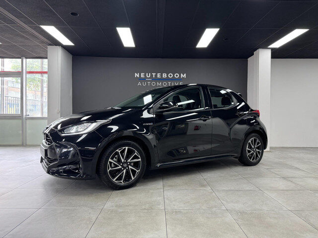 Toyota Yaris 1.5 Hybrid Dynamic | Carplay | Camera | Cruise|