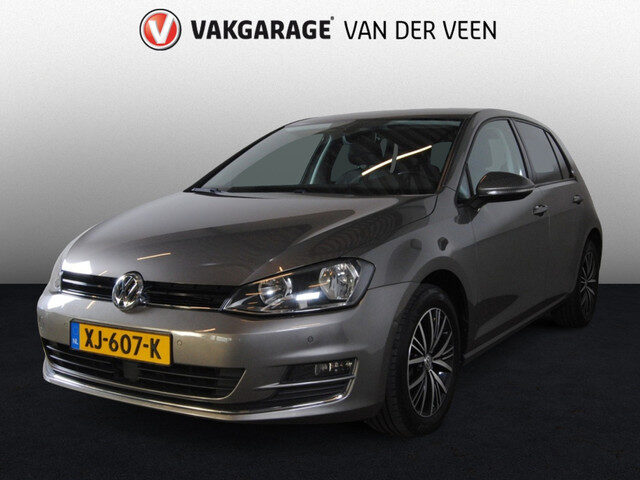 Volkswagen Golf 1.2 TSI Con. Ser.