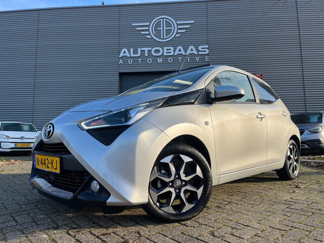 Toyota Aygo 1.0 VVT-i x-joy Cabrio AUTOMAAT*NW APK 02-2028*14.389km NAP+NAVI+OPEN DAK+CAMERA+CLIMATE