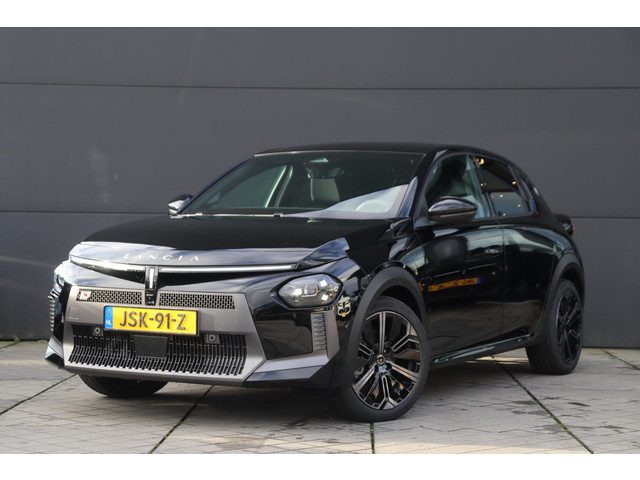 Lancia Ypsilon 1.2 Turbo Hybrid HF Line