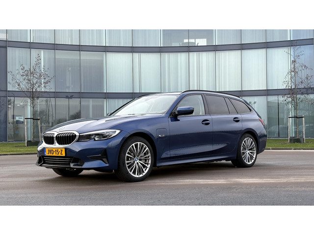 BMW 3 Serie touring 330e xDrive High Executive