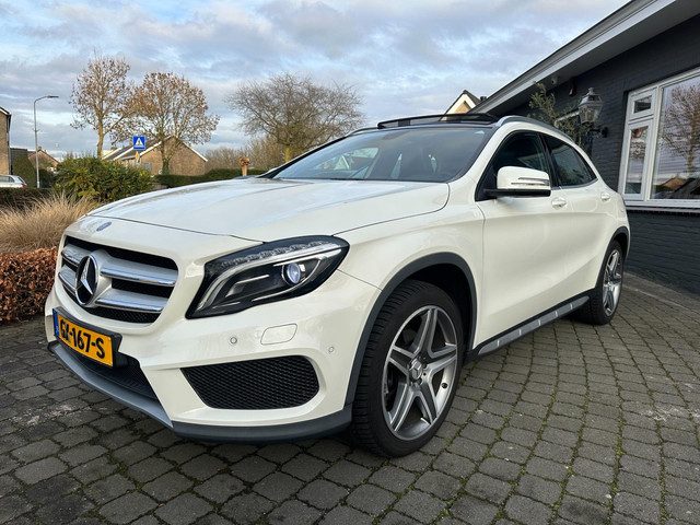 Mercedes-Benz GLA 200 Ambition, AMG, Pano, Trekhaak