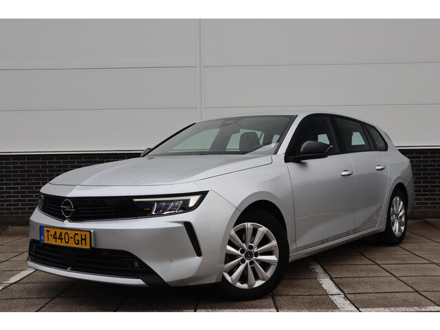 Opel Astra Sports Tourer 1.2 Edition
