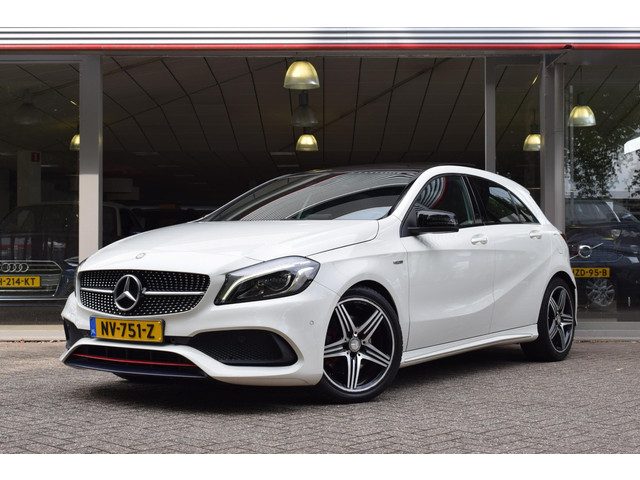 Mercedes-Benz A-Klasse 250 AMG Prestige CARPLAY|PANO|NAV|LED|STOELVERWARM