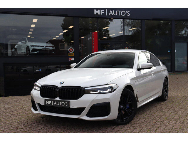BMW 5 Serie 530e M Sport Shadow|Led|Navi|360|Carplay|Stuur & stoelverwarming