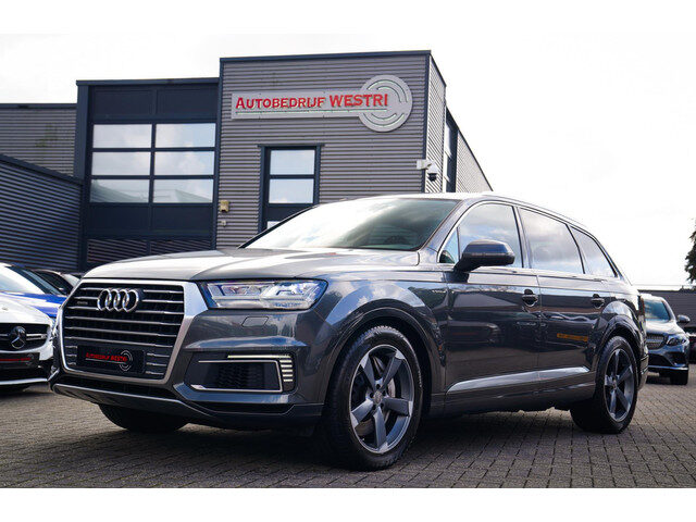 Audi Q7 3.0 TDI e-tron Quattro Sport | Panorama | S-line | Luchtvering | Audi Drive Select | 360 cam
