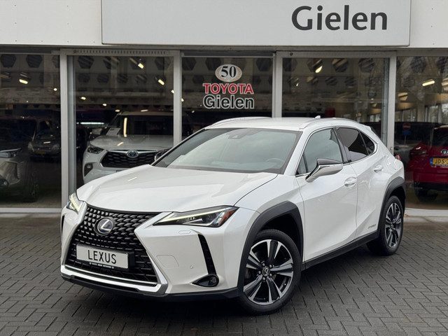 Lexus UX 250h Preference Line | 18 inch, Stoel + Stuurverwarming, Apple CarPlay/Android Auto, Keyles