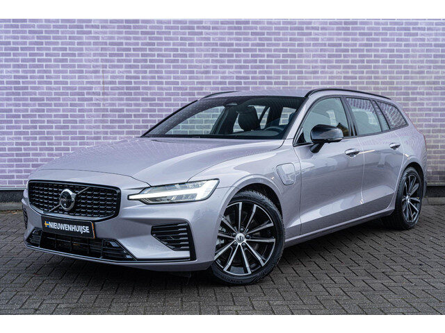 Volvo V60 T6 Plug-in hybrid AWD Plus Dark