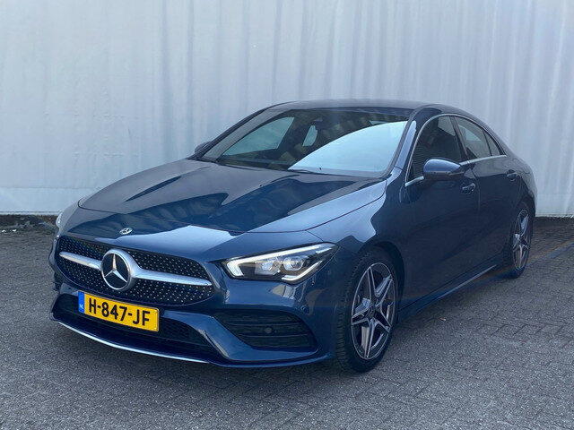 Mercedes-Benz CLA 200 Business Solution AMG