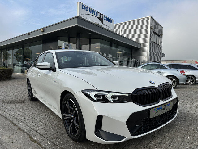BMW 3 Serie 330i M-sport