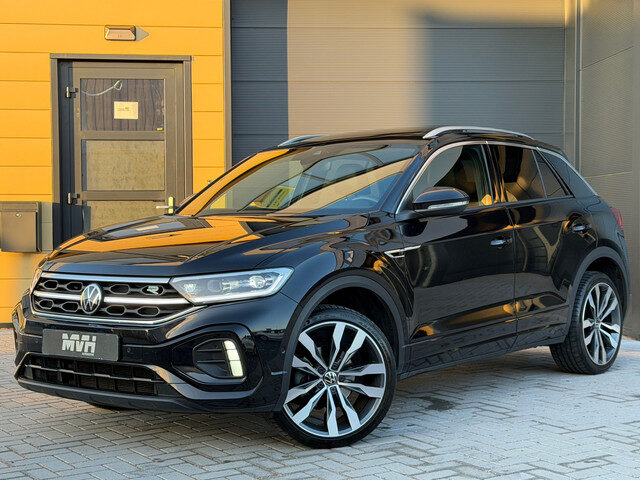 Volkswagen T-Roc 1.5 TSI - 3 X R-LINE - IQ LIGHT - PANORAMA - FACELIFT - VIRTUAL - AUTOMAAT