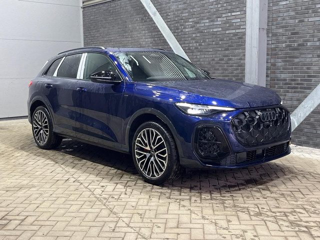 Audi Q5 2.0 TFSI e-hybrid quattro S edition Competition