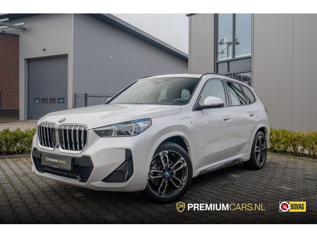 BMW X1 xDrive25e | M-sport | Panorama | HUD | 360