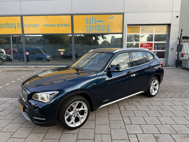BMW X1 sDrive20i * Automaat * Navi * Leder / Stof * Climatronic *