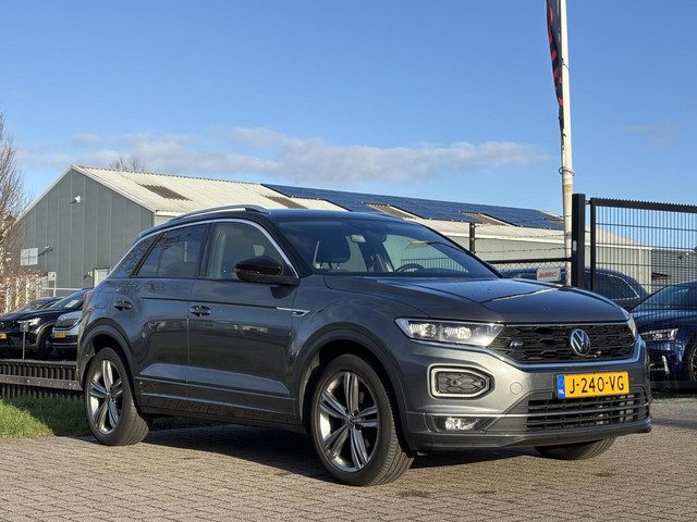 Volkswagen T-Roc 1.5 TSI Sport Business R trekhaak acc camera
