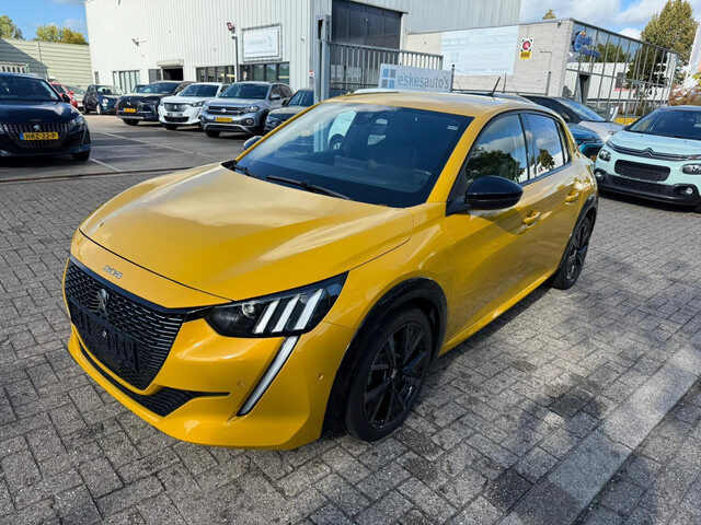 Peugeot 208 1.2 PureTech GT-line, Navi, Keyless, Dealer auto