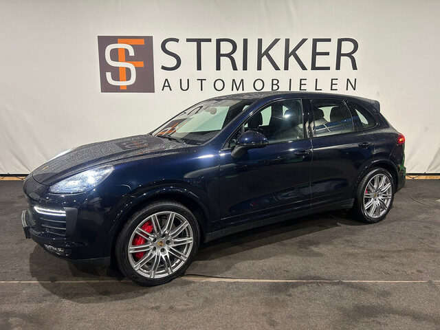 Porsche Cayenne 4.8 Turbo