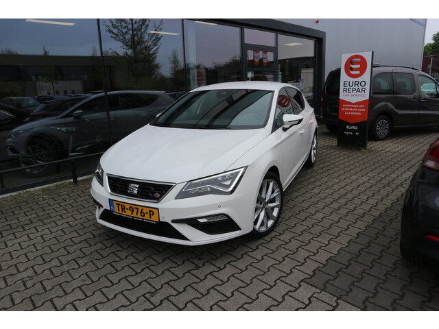 Seat Leon 1.5 TSI FR Business Intense 150PK AUTOMAAT NAVI PDC CLIMA CRUISE KEYLESS RIJKLAARPRIJS!!