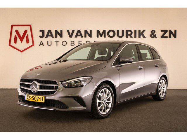 Mercedes-Benz B-Klasse 200 Premium automaat | WIDESCREEN | LED | HALF LEDER | CLIMA | DAB | TREKHAAK