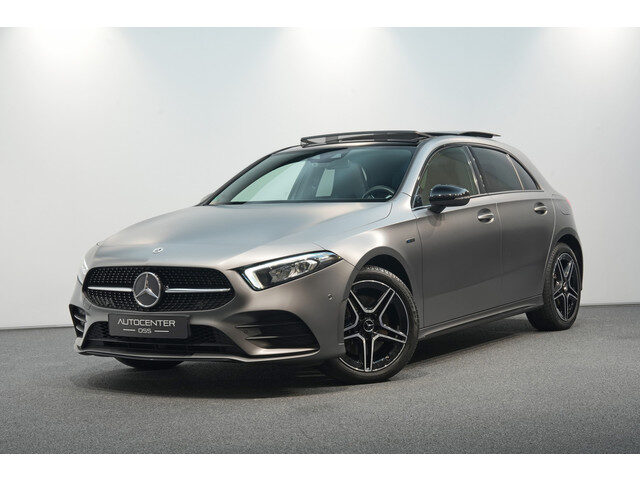 Mercedes-Benz A-Klasse 250 e AMG MAGNO MAT