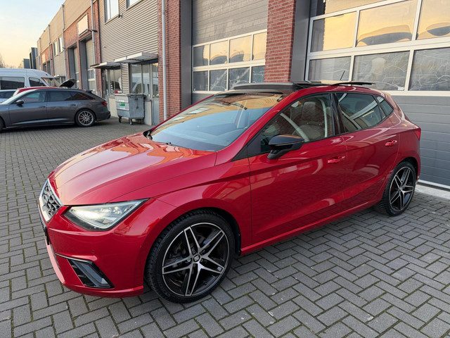 Seat Ibiza 1.5 TSI EVO FR LED ACC Pano Beats Camera Carplay