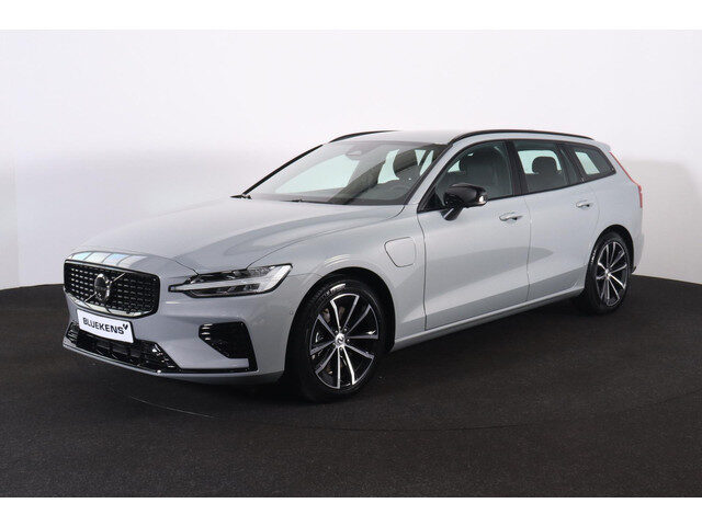 Volvo V60 T6 Recharge AWD Plus Dark