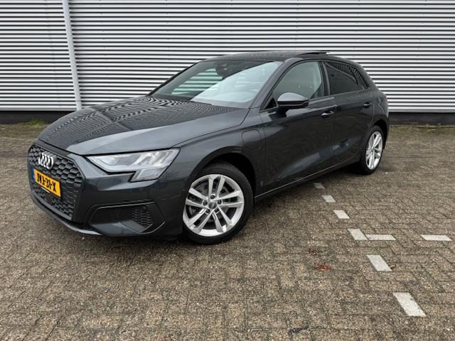 Audi A3 Sportback 40 TFSI e Edition,Panorama,Adap.Cruise,Lane ass,Parksensoren/Camera,elec.stoelen /