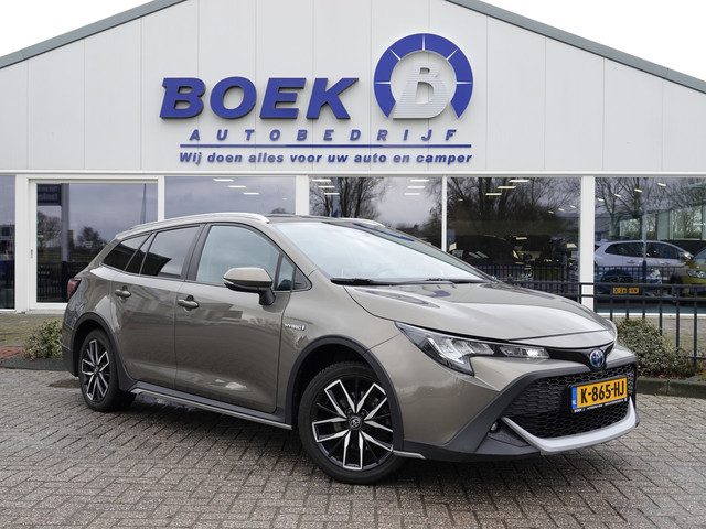 Toyota Corolla Touring Sports 2.0 Hybrid Trek