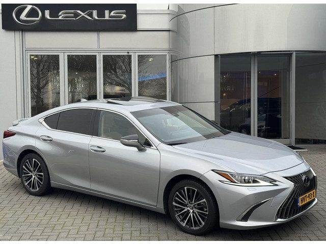 Lexus ES 300h Business Line