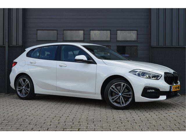 BMW 1 Serie 118i Executive Edition Sport Line